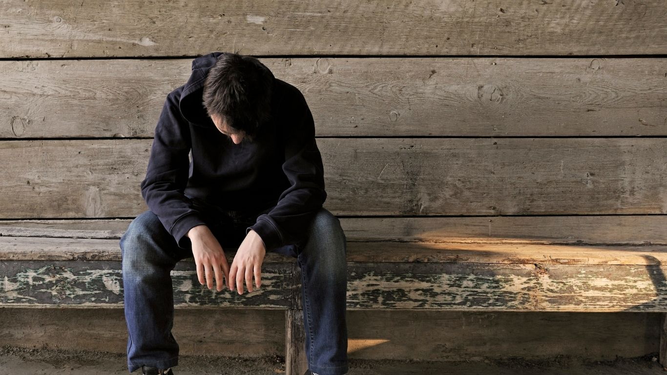 Atașamentul evitant la bărbați